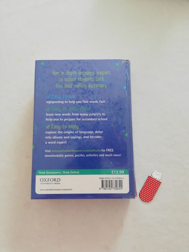Oxford School dictionary Isbn 9780192732644