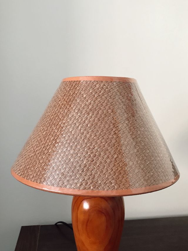 Lámpara de mesa 40cm a estrenar