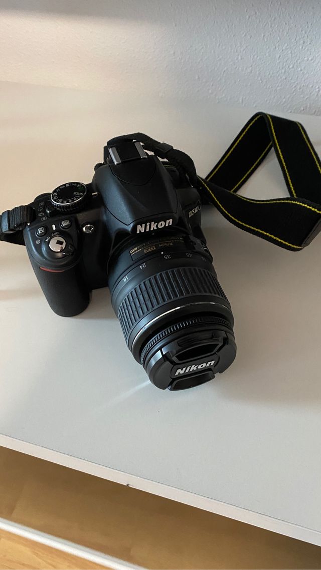Nikon D3100