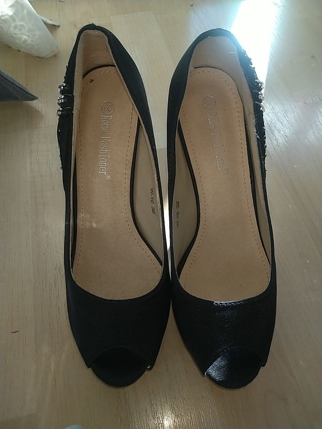 Zapatos de raso negro