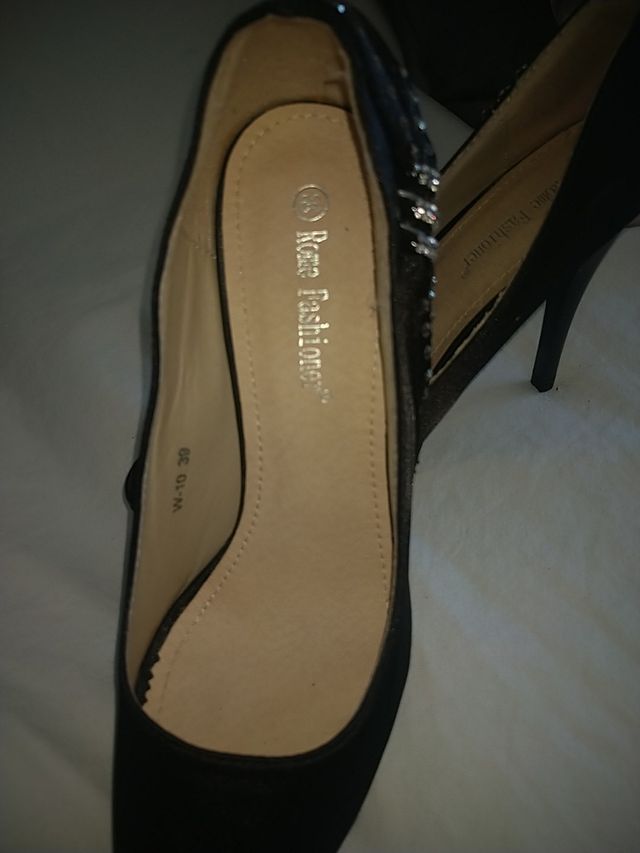 Zapatos de raso negro