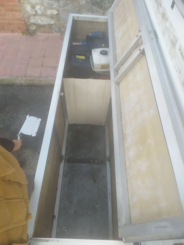 Cofre-Generador maletero autocaravana/camper.