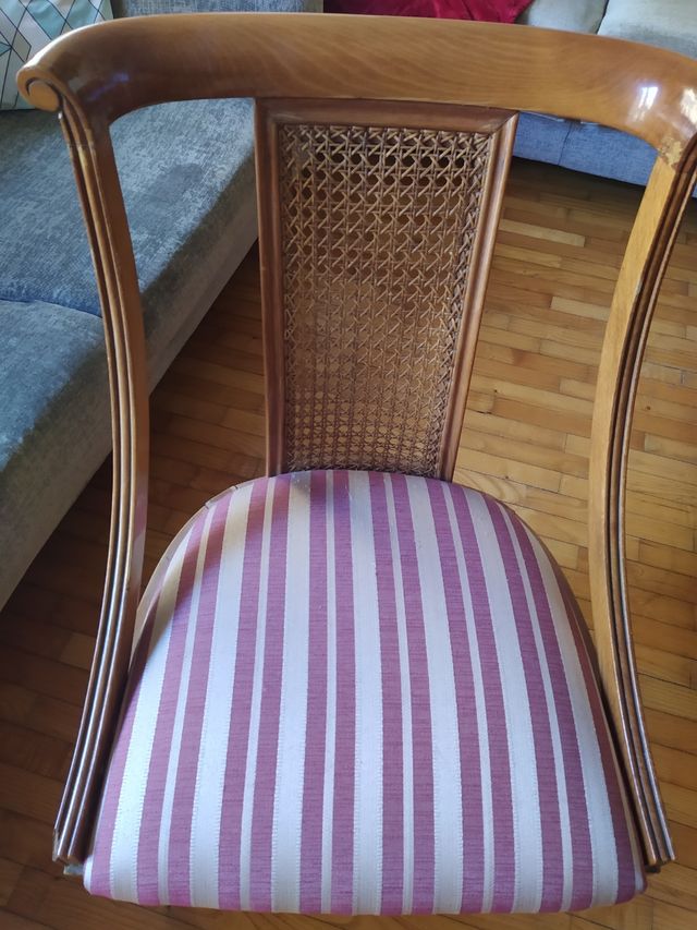 Silla Isabelina con rejilla