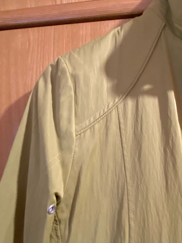 Chaqueta fina verde pistacho