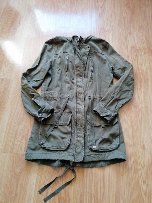 trenca militar capucha desmontable comprada Promod