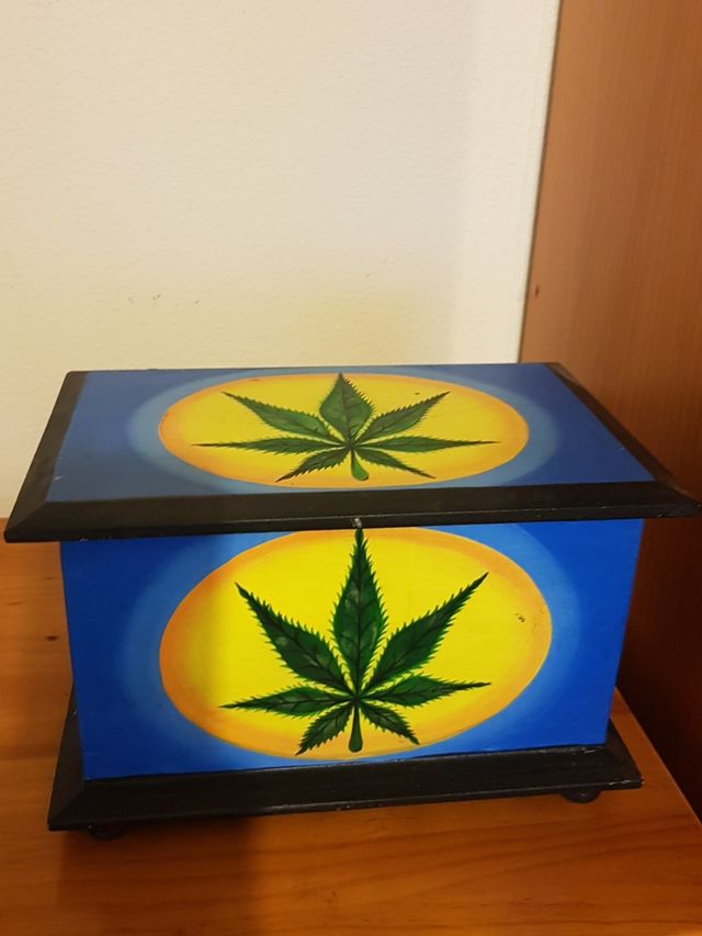 caja de madera