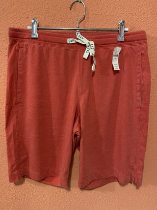 Pantalón corto GAP hombre de segunda mano por 15 EUR en Las Palmas de Gran  Canaria en WALLAPOP