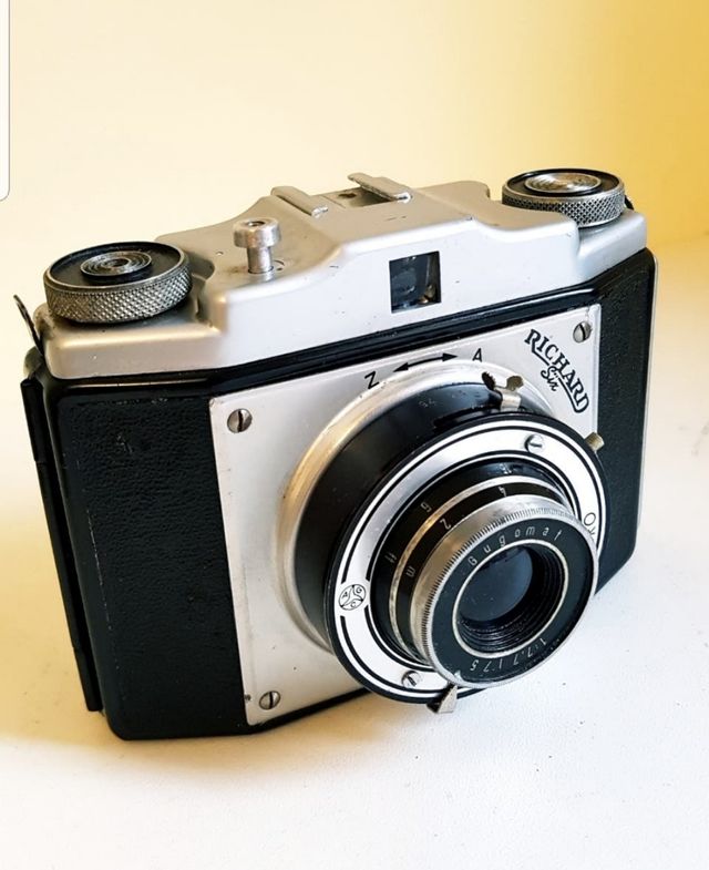 Richard Six + tripode + parasol + flash + bombilla