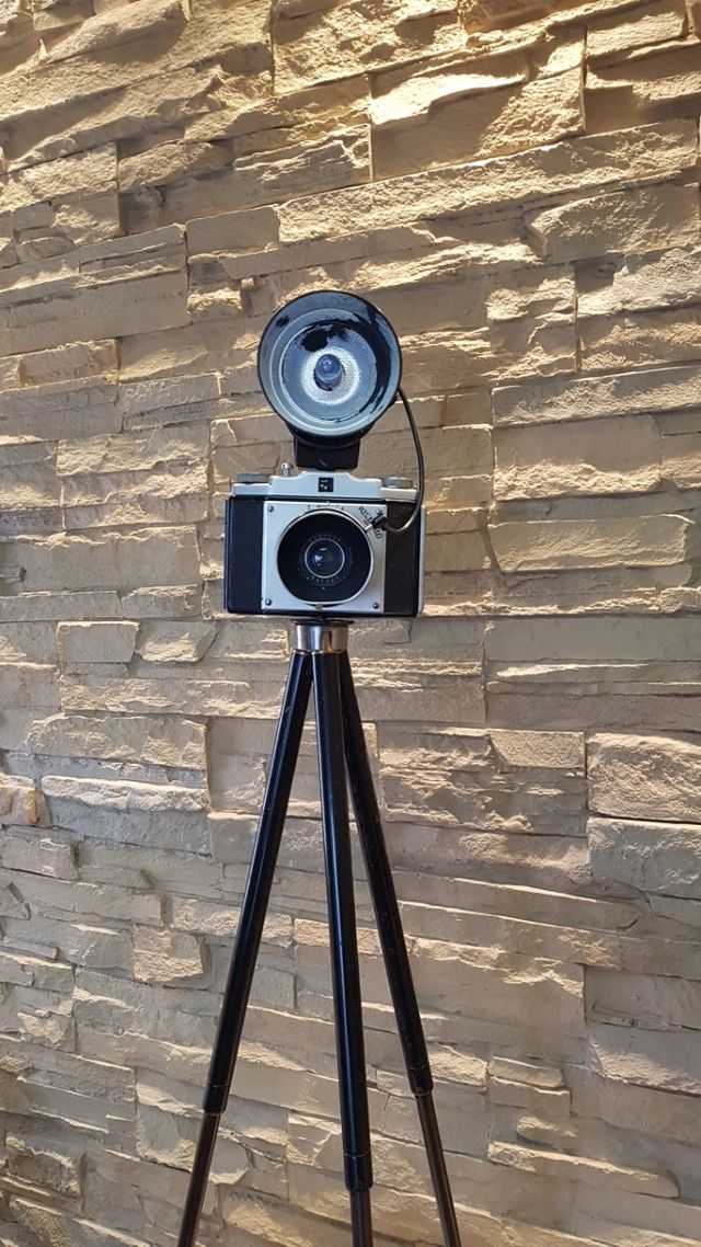 Richard Six + tripode + parasol + flash + bombilla