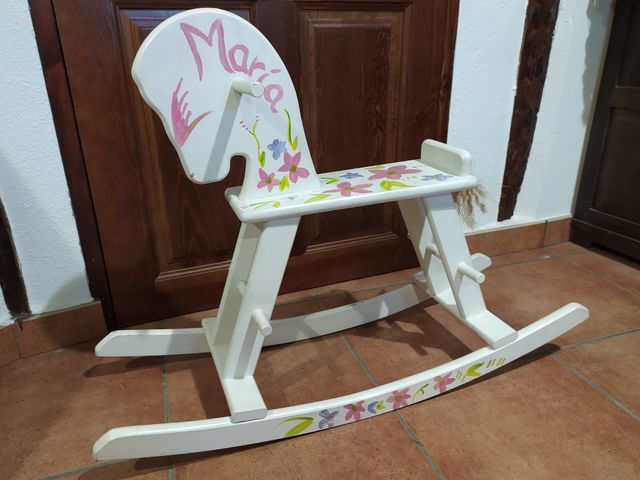 Caballito de niña
