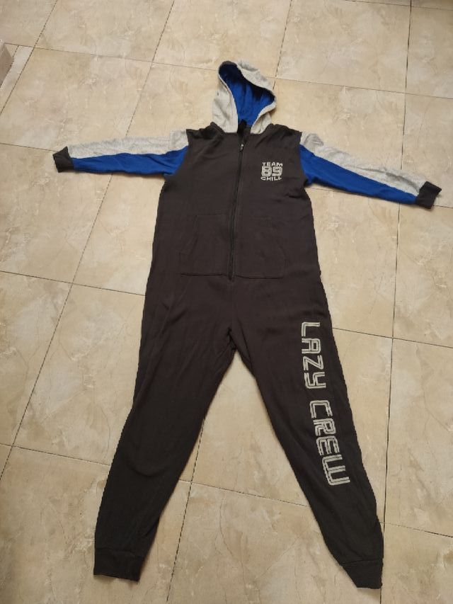 Pijama entero.