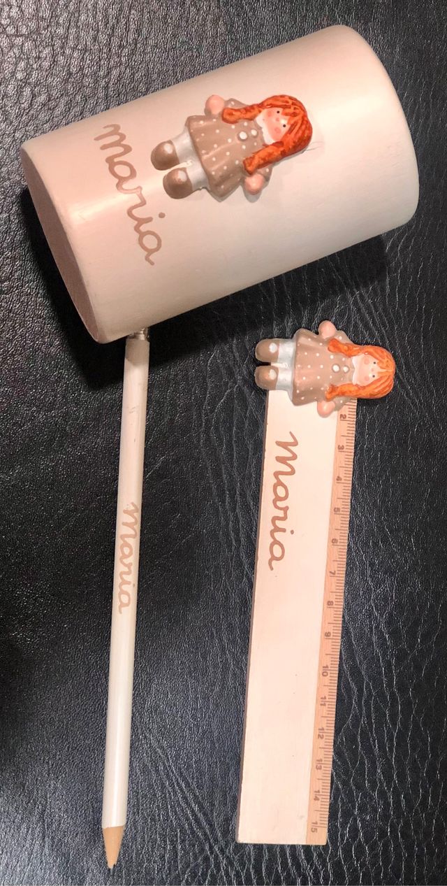 Conjunto escritorio: portalapices, regla y lapiz