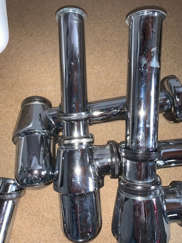 Sifones 2 quedan solo