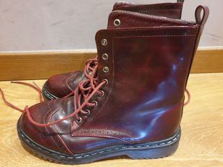 Botas Militares Granates Charol Tacón - Turkesha