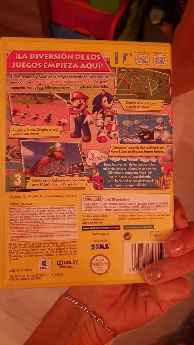 vestido de fiesta rosa empolvado o marfil