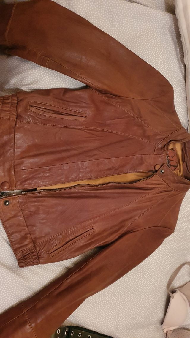 chaqueta piel color cuero