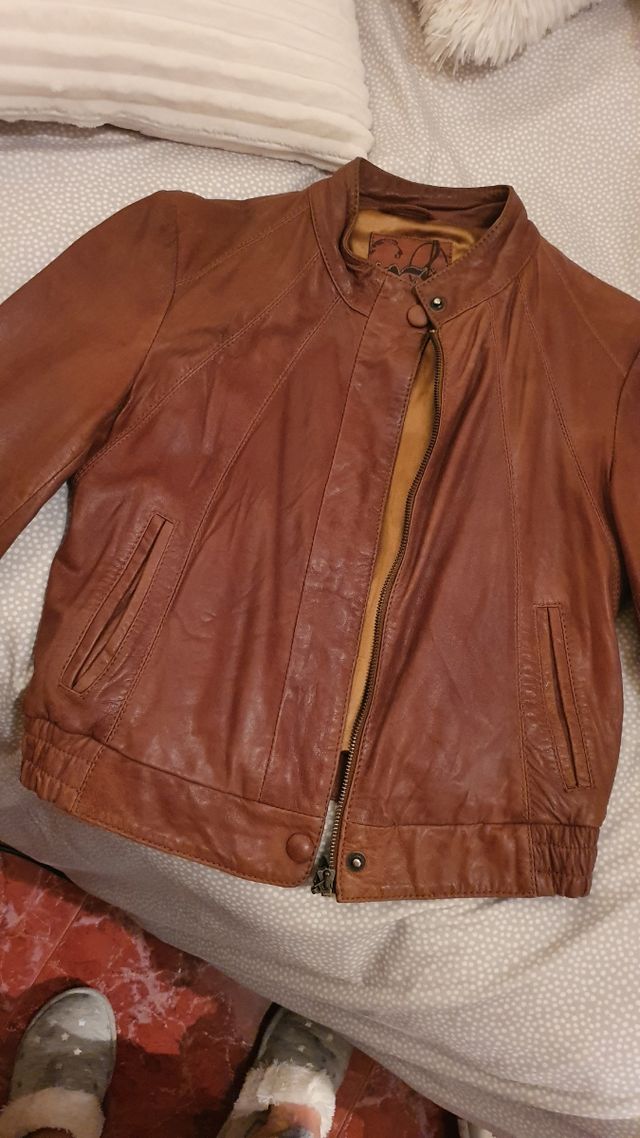 chaqueta piel color cuero