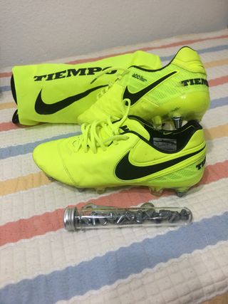 nike plateadas mujer