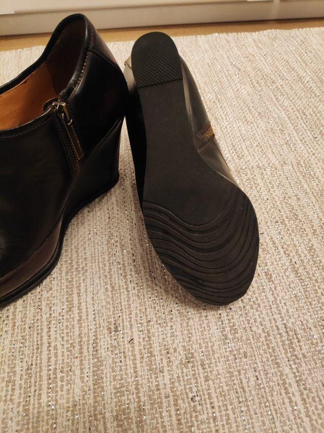 Botines de piel Adolfo Domínguez