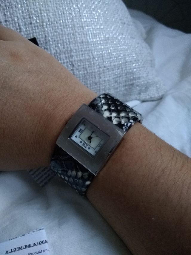 Reloj pulsera