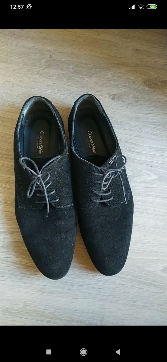 Calvin Klein negros. 