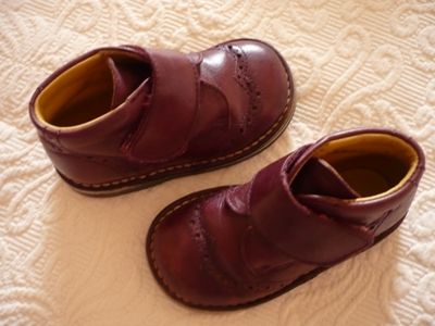 Bota color granate, niño/niña