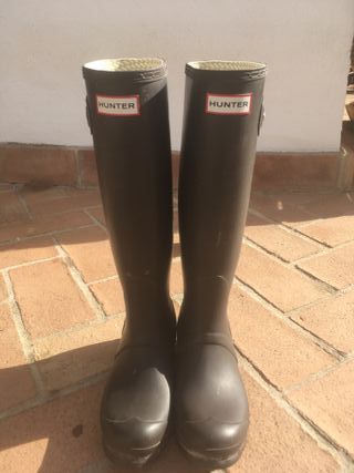 Botas de agua altas HUNTER de segunda mano por 73 EUR en Málaga en WALLAPOP