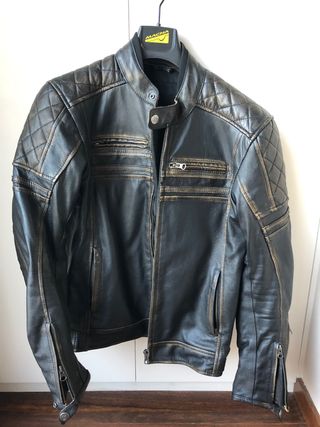 Chaqueta de Piel Moto (NUEVA) estilo cafe racer de segunda mano por 184 EUR  en Sant Pere de Ribes en WALLAPOP