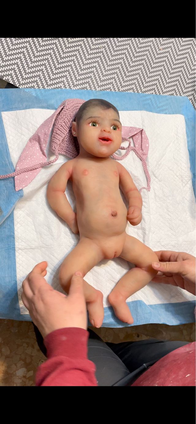 Reborn silicona 50 cm sistema pipí