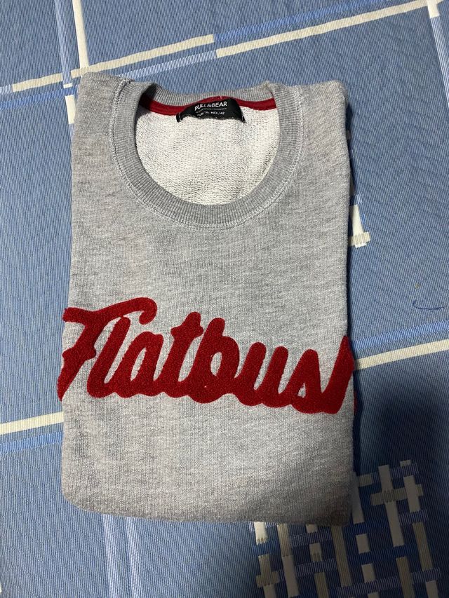 Sudadera gris Pull&Bear