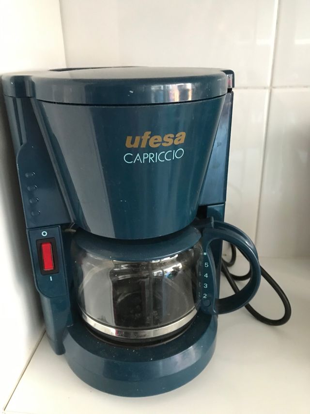 Cafeteras y tostadora