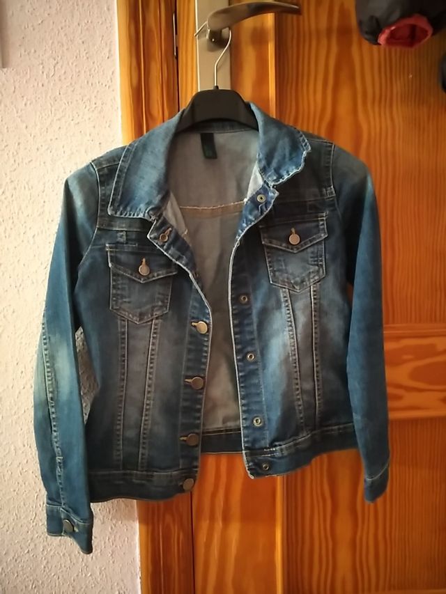recuperar justa calendario Cazadora vaquera Benetton 8-9 años de segunda mano por 10 € en Beniajan en WALLAPOP recuperar justa calendario Cazadora vaquera Benetton 8-9 años de segunda mano por 10 € en Beniajan en WALLAPOP