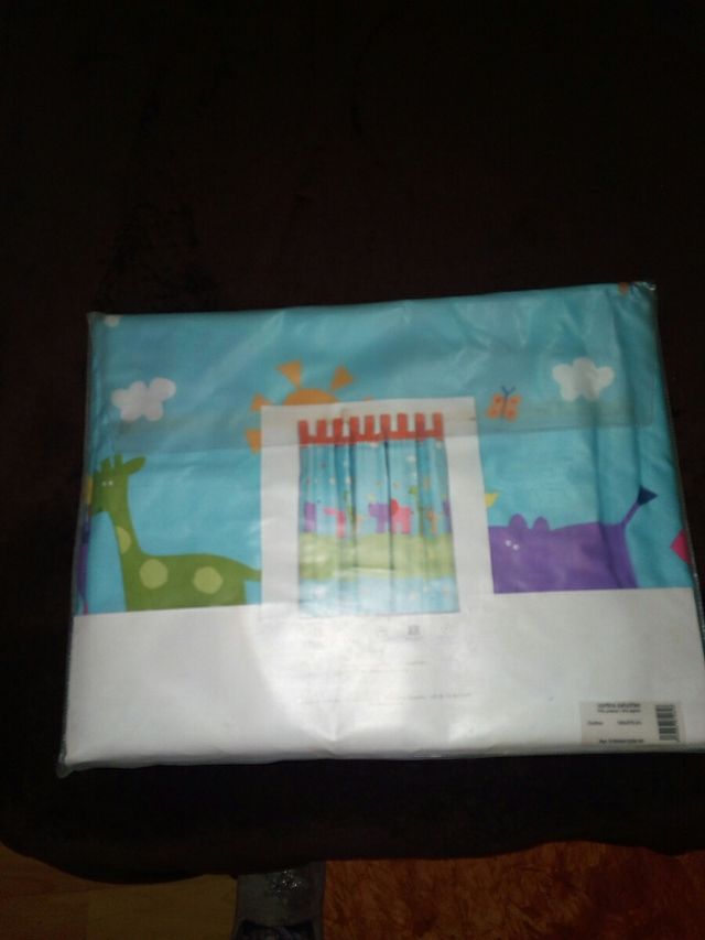 cortina infantil/niño nueva