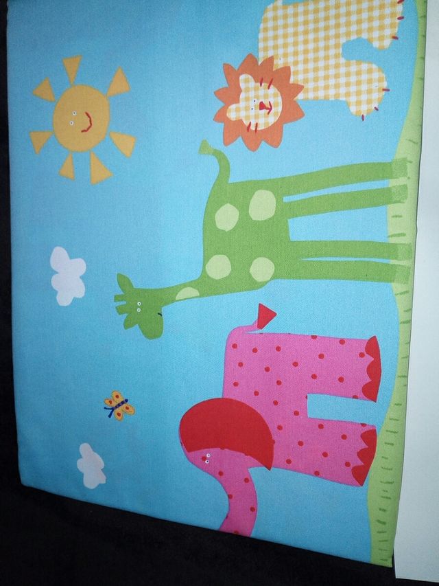 cortina infantil/niño nueva