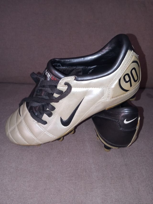 desvanecerse Interesante Tomar un riesgo Botas futbol nike total 90. talla 40 de segunda mano por 15 € en Valencia en WALLAPOP desvanecerse Interesante Tomar un riesgo Botas futbol nike total 90. talla 40 de segunda mano por 15 € en Valencia en WALLAPOP