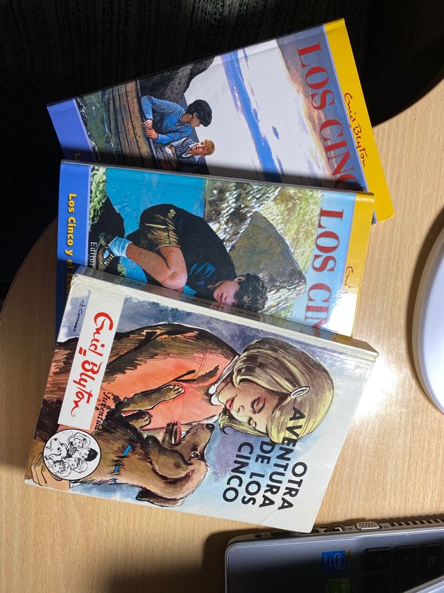 Libros "Los Cinco"