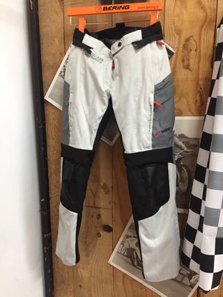 Pantalon Alpinestars Andes V2 STELLA de segunda mano por 135 EUR en Vigo en  WALLAPOP