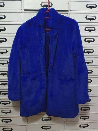 abrigo pelo azul