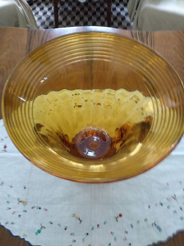 JARRÓN DE CRISTAL CON ASAS