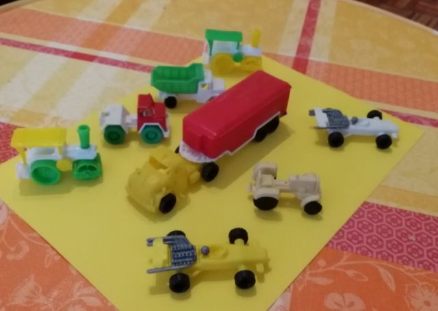 Coches plástico década de los 80