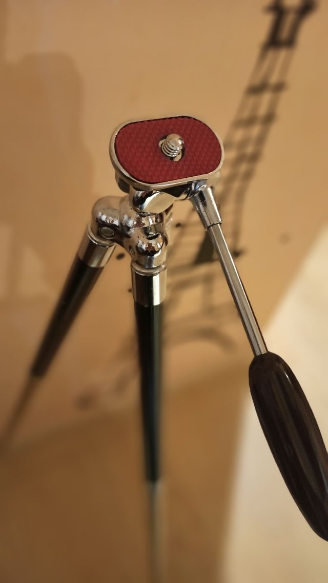 Trípode Minette 1960 Japan