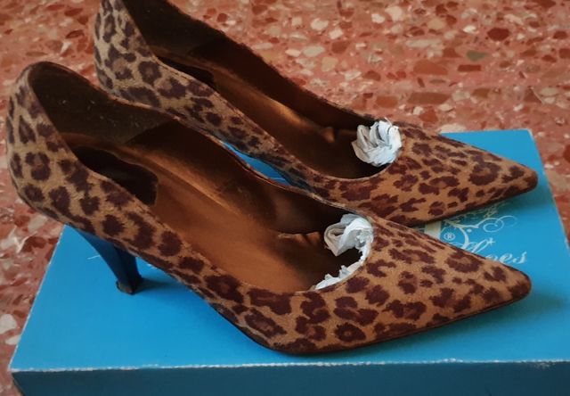 Zapato Mustang de ante para mujer