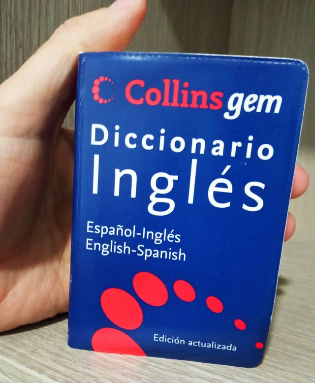 Diccionario Español/Ingles De bolsillo.