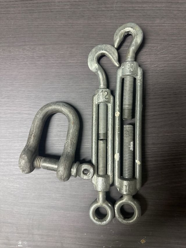 Tensores de cables cabos 14, 12 y grillete anillo