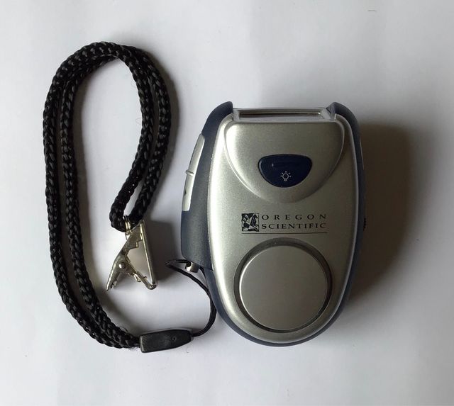 Podómetro Oregon Scientific.