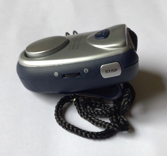 Podómetro Oregon Scientific.