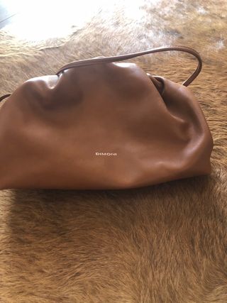 Bolso piel estilo Bottega Veneta de segunda mano por 50 EUR en Madrid en  WALLAPOP