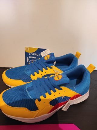 Zapatillas Lidl Edicion Limitada Sneakers NUEVAS de segunda mano por 90 EUR  en Las Rozas de Madrid en WALLAPOP