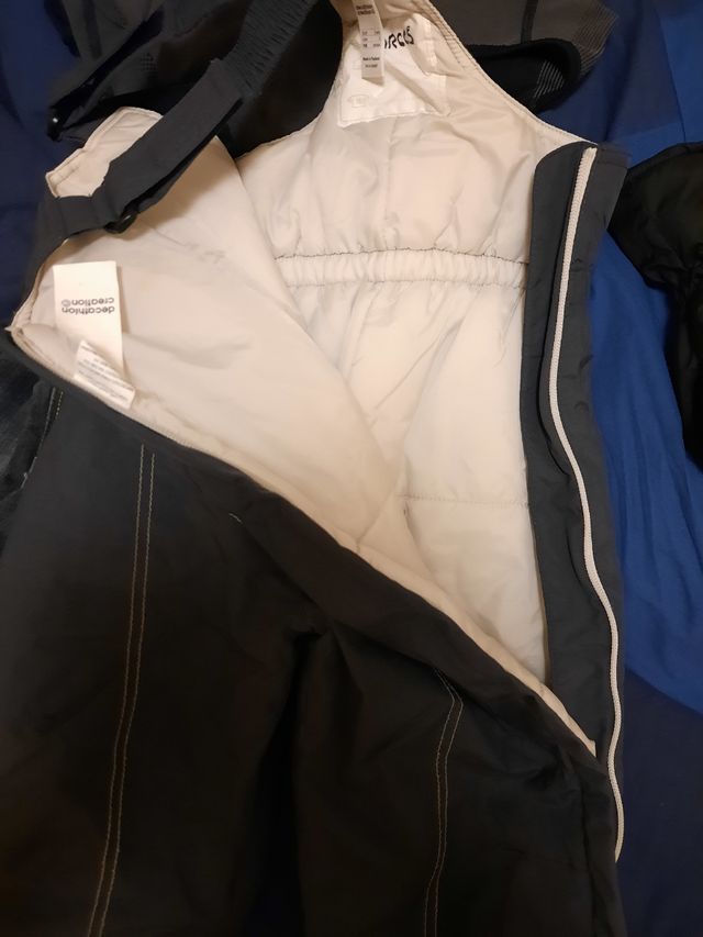 Mono/ ropa nieve niño.