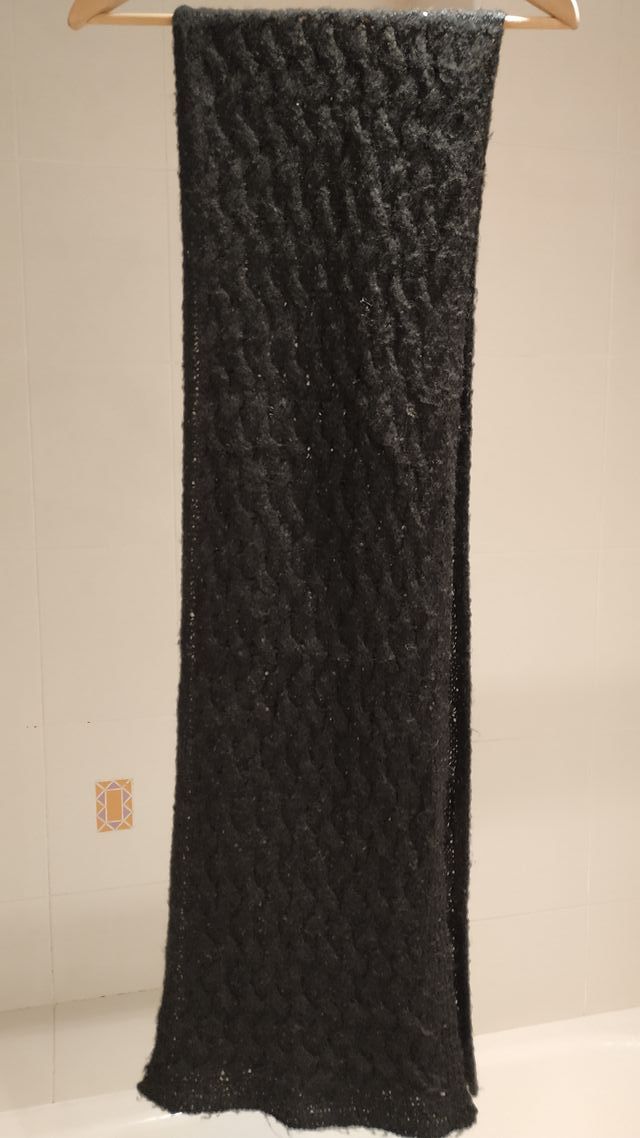 Bufanda negro con lentejuelas